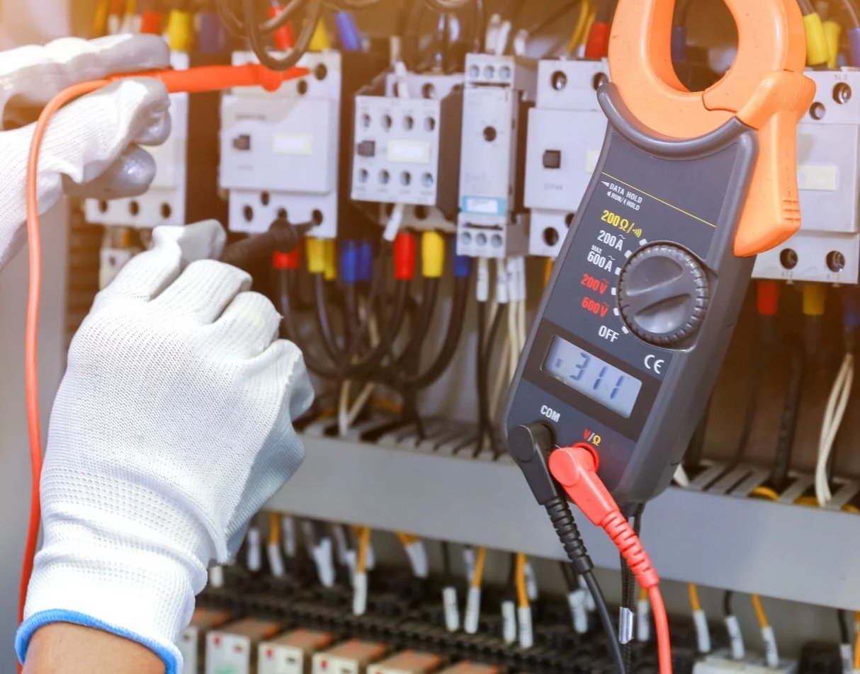 Smart Electric Controls and Low Voltage Maintenance in Al-Ahsa